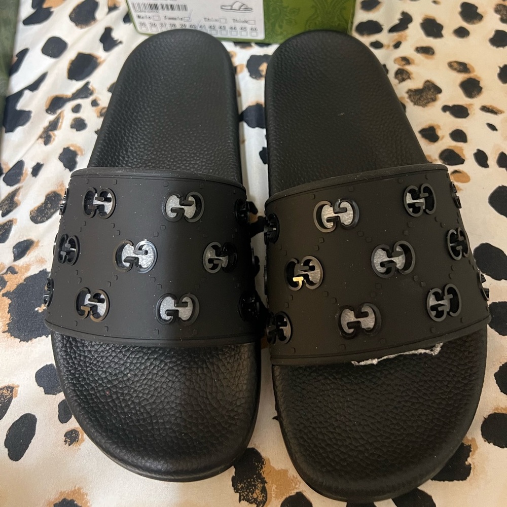 Gucci slides